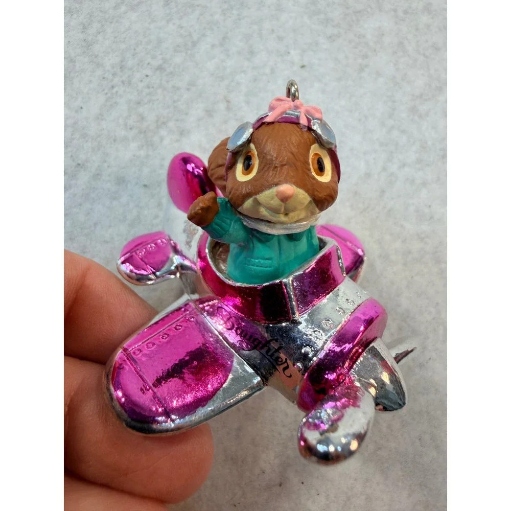 Hallmark Keepsake Ornament 1992 Daughter Bunny Rabbit Airplane Pilot QX503-1